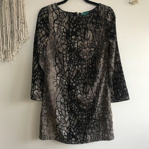 Vfish shift dress